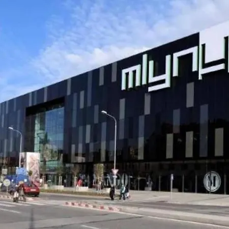 Moderný A408 V Centre Nr, Parkovanie V Cene * Nitra