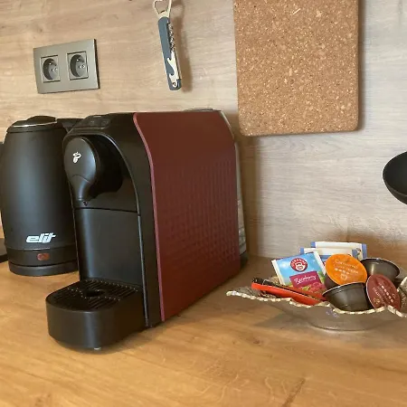 Moderny A408 V Centre Nr, Parkovanie V Cene * 니트라