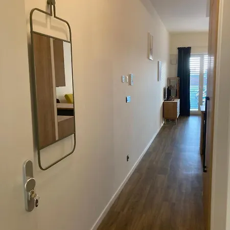 Apartamento Moderný A408 V Centre Nr, Parkovanie V Cene Nitra