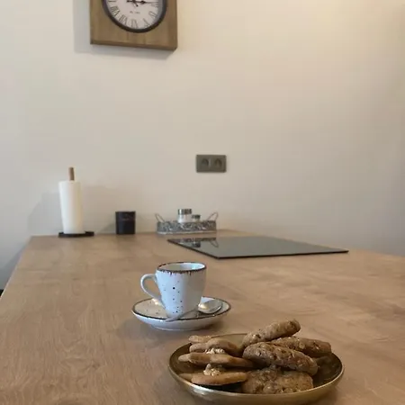 Moderny A408 V Centre Nr, Parkovanie V Cene * Litra