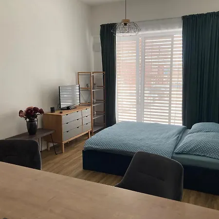 Daire Moderny A408 V Centre Nr, Parkovanie V Cene *