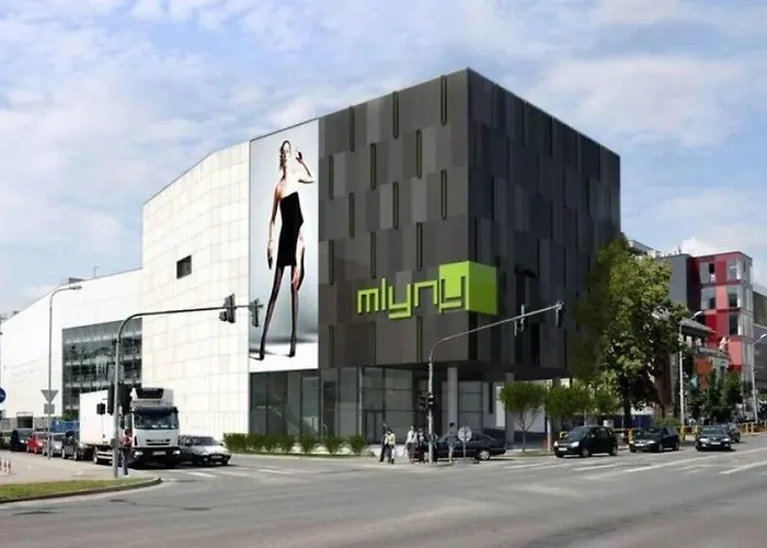 شقة Moderny A408 V Centre Nr, Parkovanie V Cene نيترا